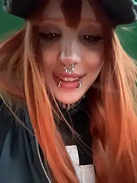 nana_stolass (F teen) - Take off your jacket and cap