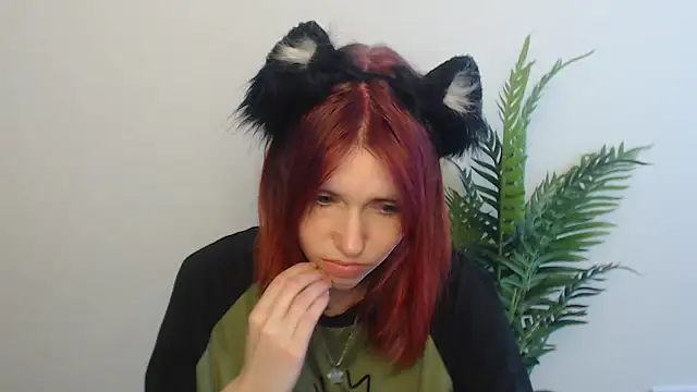 GuessMe___ webcam