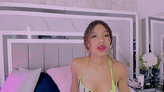 luciagray1 webcam