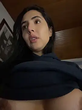  _Nina_1 chat room