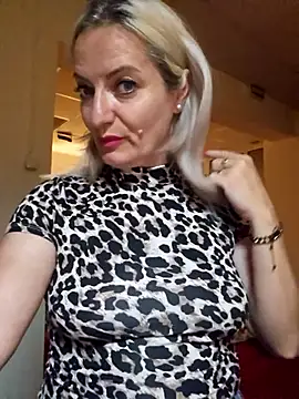 LadyTouch webcam
