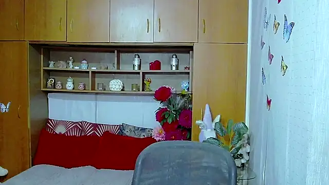 lucillefenlys - LucilleFenlys's free webcam - UK Sex Cams