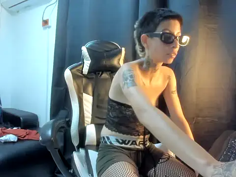lunallena_17 webcam
