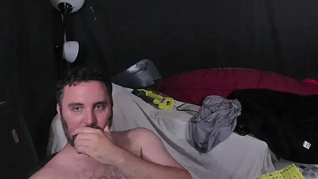 Metalstud webcam