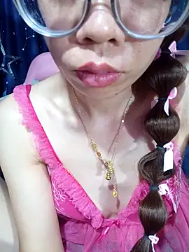 __Mai-love19__ webcam