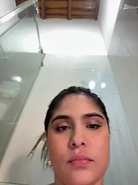 Sarasweet_sex webcam