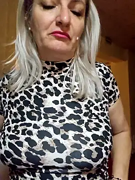 LadyTouch webcam