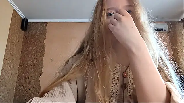 KateVibe_01 webcam
