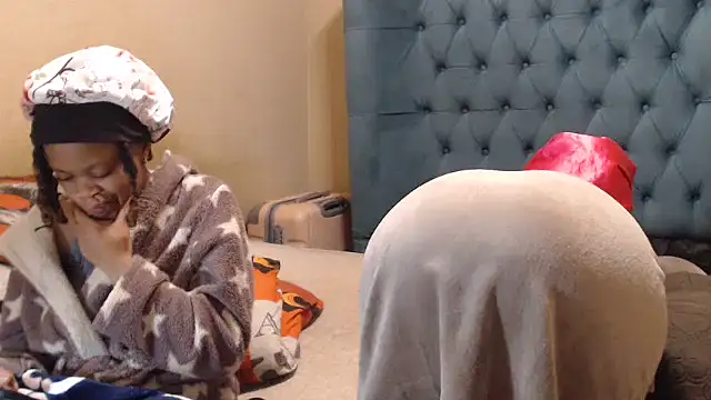 EbonyEssence webcam