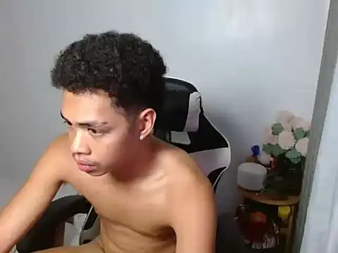 curlyasian_njxx live sex cam