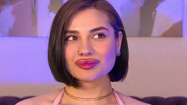 AdrianaToress