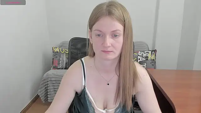 Alisha_Skyes webcam