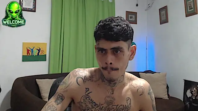alpha_zom