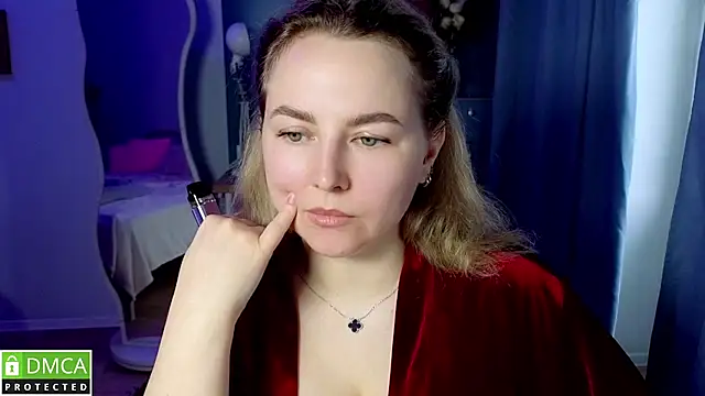 Mira_Mermayd webcam