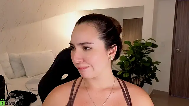 ava_blue webcam