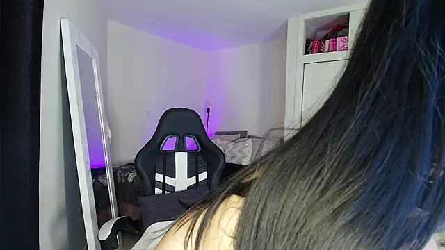 April_Scarlett webcam