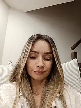 Loly_Horny webcam