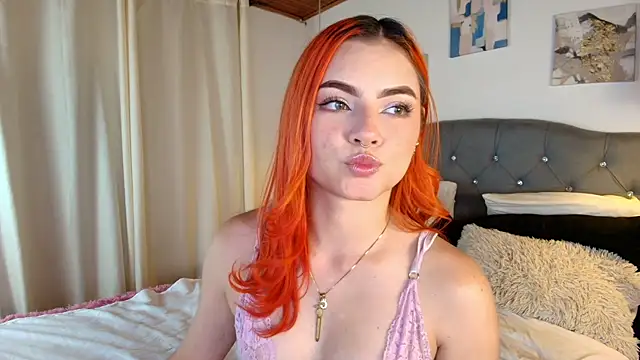 Miah_hilton2 webcam