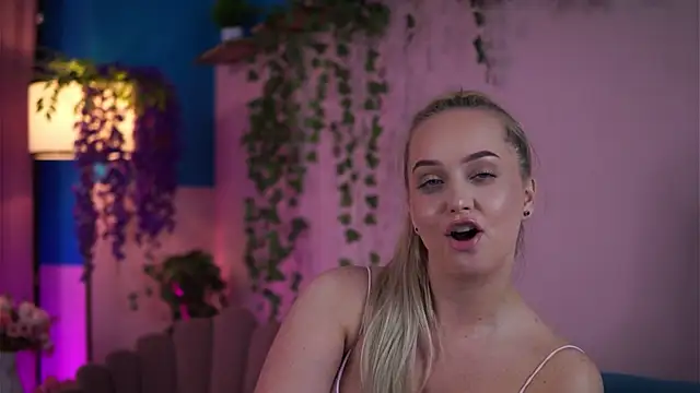ElyssawetXX webcam