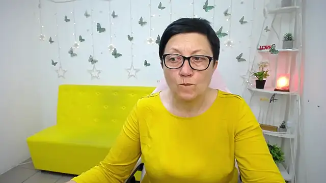 EmilyL0ve webcam