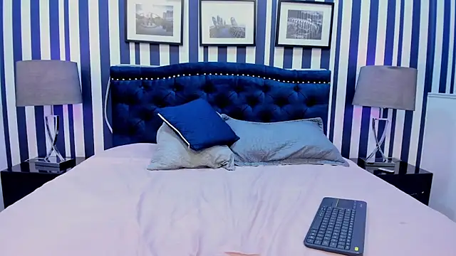 Lilith_Naugthy webcam