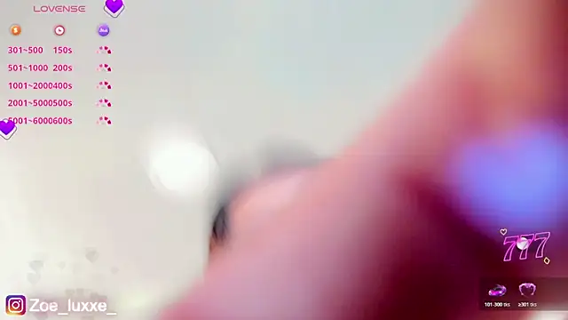 Zoe_Luxxe_ webcam
