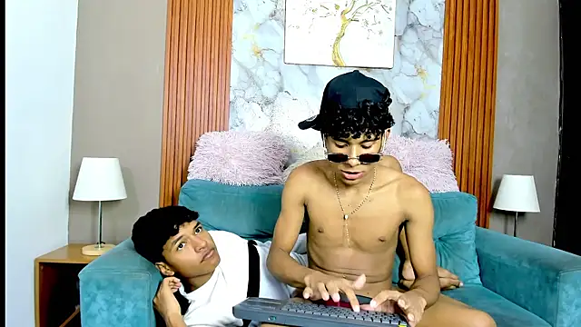 BOUL_GUYS webcam