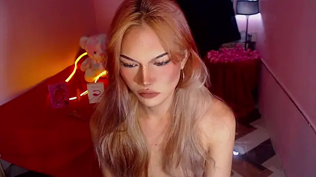 StellaSaucyCum webcam