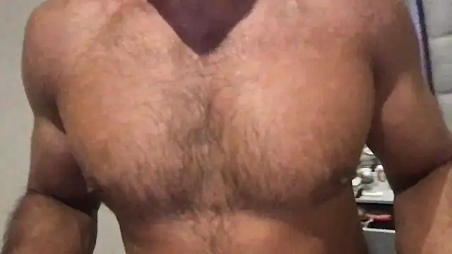 BigGuyMuscle webcam