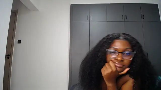 Pretty_Liya08 webcam