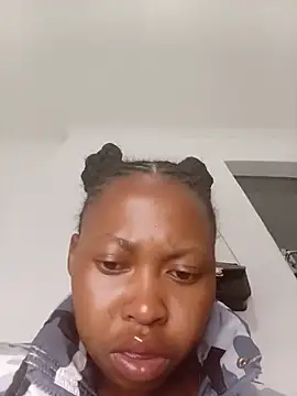 Sweethoneypot25 webcam