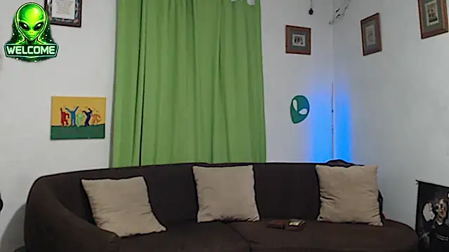 alpha_zom webcam