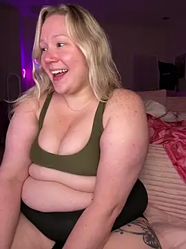 PiggyRose webcam