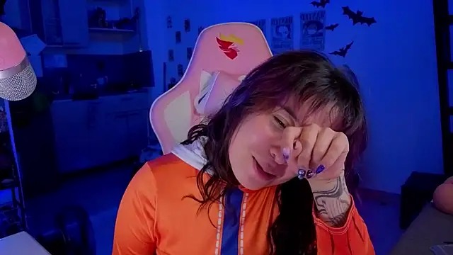 Celeste_Bauman webcam