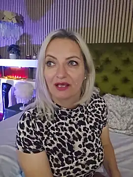 LadyTouch webcam