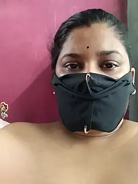 pinkisaha75 webcam