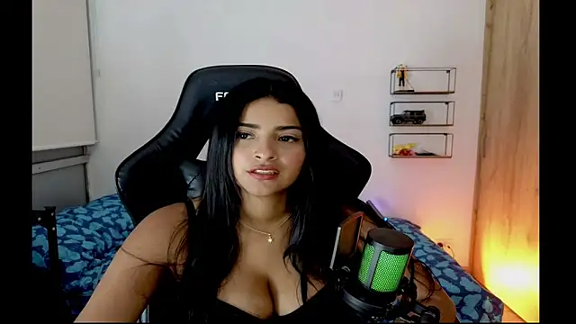 Yues050600 webcam