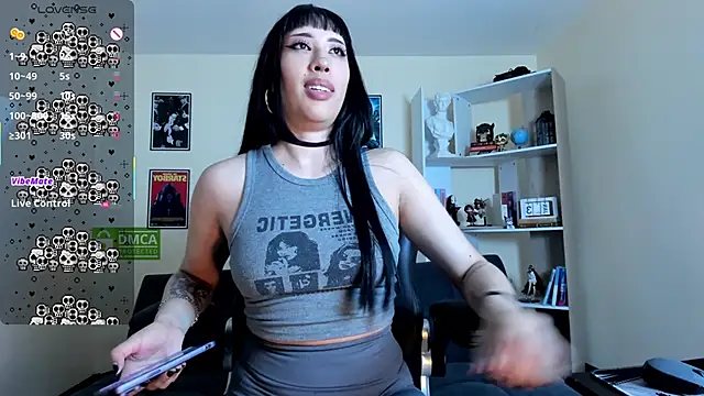 Ravenelle_ webcam