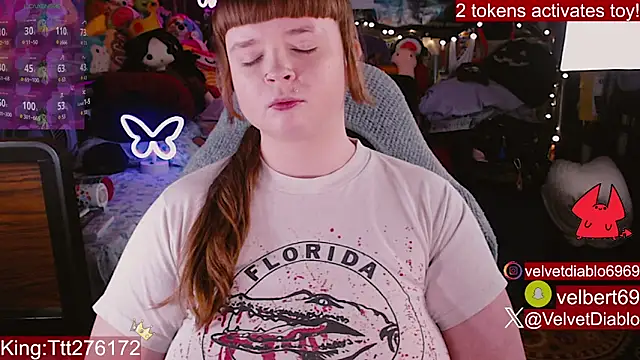 VelvetDiablo webcam