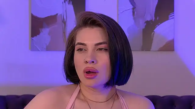 AdrianaToress webcam