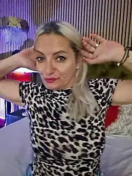 LadyTouch webcam