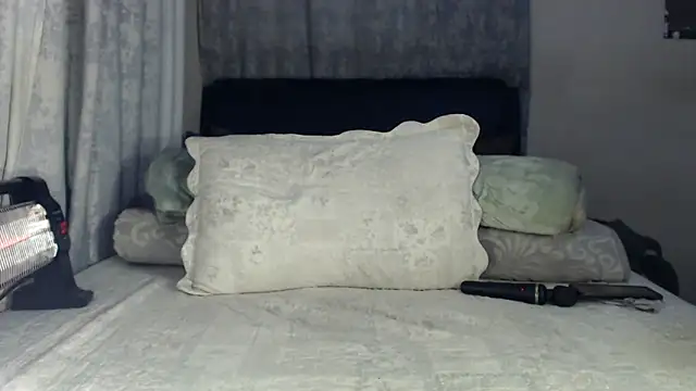 leanna23 - Leanna23's free webcam - UK Sex Cams