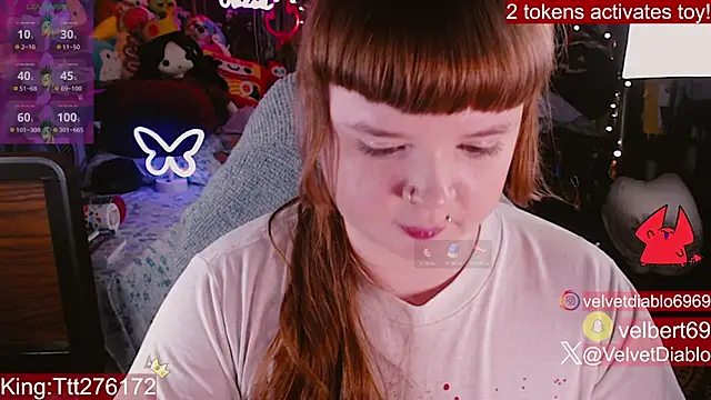 VelvetDiablo webcam