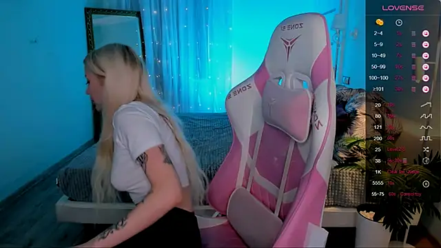 AnyaTaylor_
