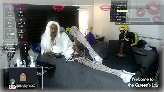 QueenofWhiteIce webcam