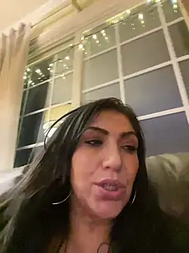 LittleMissEeve webcam