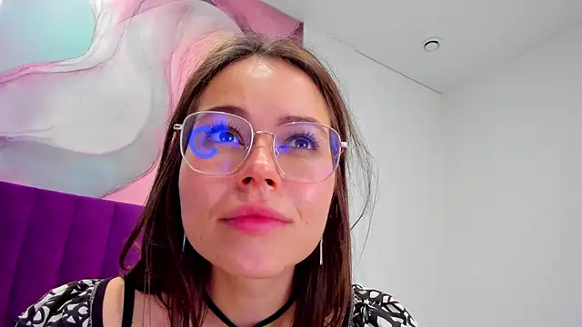 Kelly_Cuutie