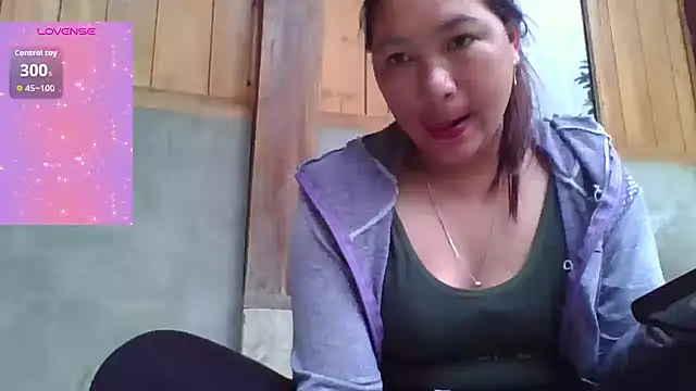 Hena__ webcam