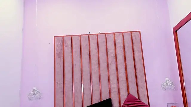 Lucie_Red webcam