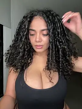 Curlyierr webcam
